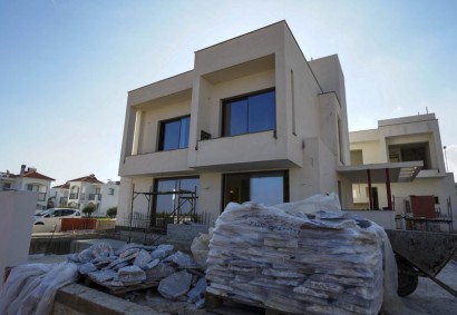 Ref 2336: 4 B/R Detached Villa in Kapparis, Famagusta