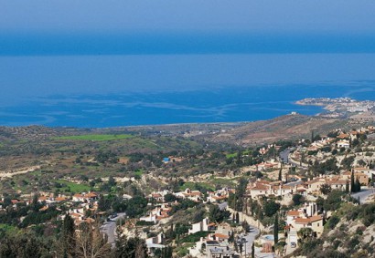 Ref 3869: 4 B/R Detached Villa In Kamares, Paphos