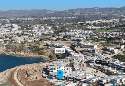Ref 3879: 5 B/R Villa Detached Villa In Chloraka, Paphos
