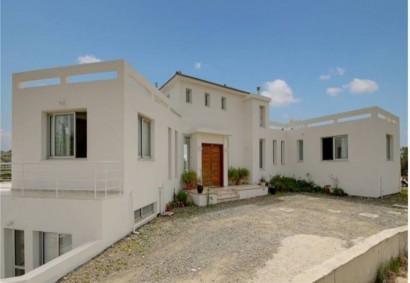 Ref 1092: 4 B/R Detached Villa In Konia, Paphos