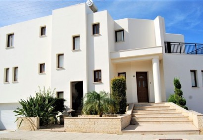 Ref 1379: 4 B/R Detached Villa In Kissonerga, Paphos