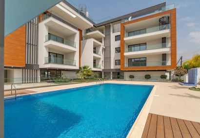 Ref 6586: 3 B/R Apartment In Papas, Limassol