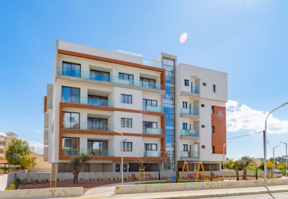 Ref 7391: 2 B/R Apartment In Papas, Limassol