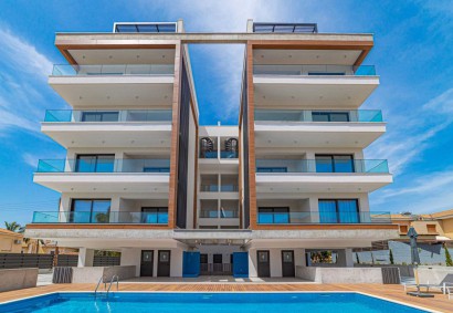 Ref 12978: 3 B/R Apartment In Potamos Germasogeias, Limassol